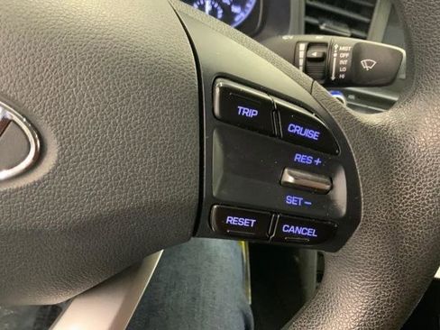 Used 2019 Hyundai Elantra SE w/ Cargo Package FWD image 21