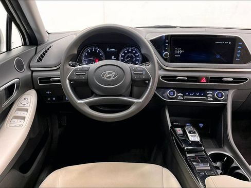 Used 2023 Hyundai Sonata SEL FWD image 4