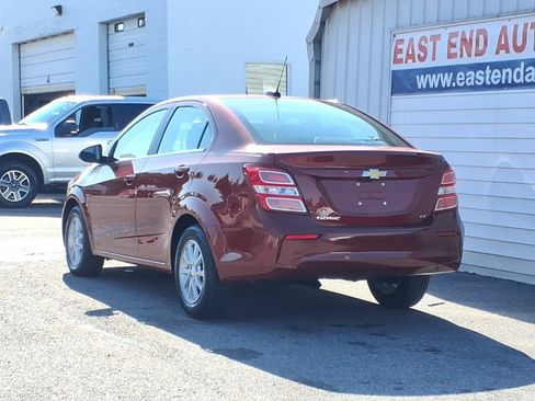 Used 2019 Chevrolet Sonic LT FWD image 3