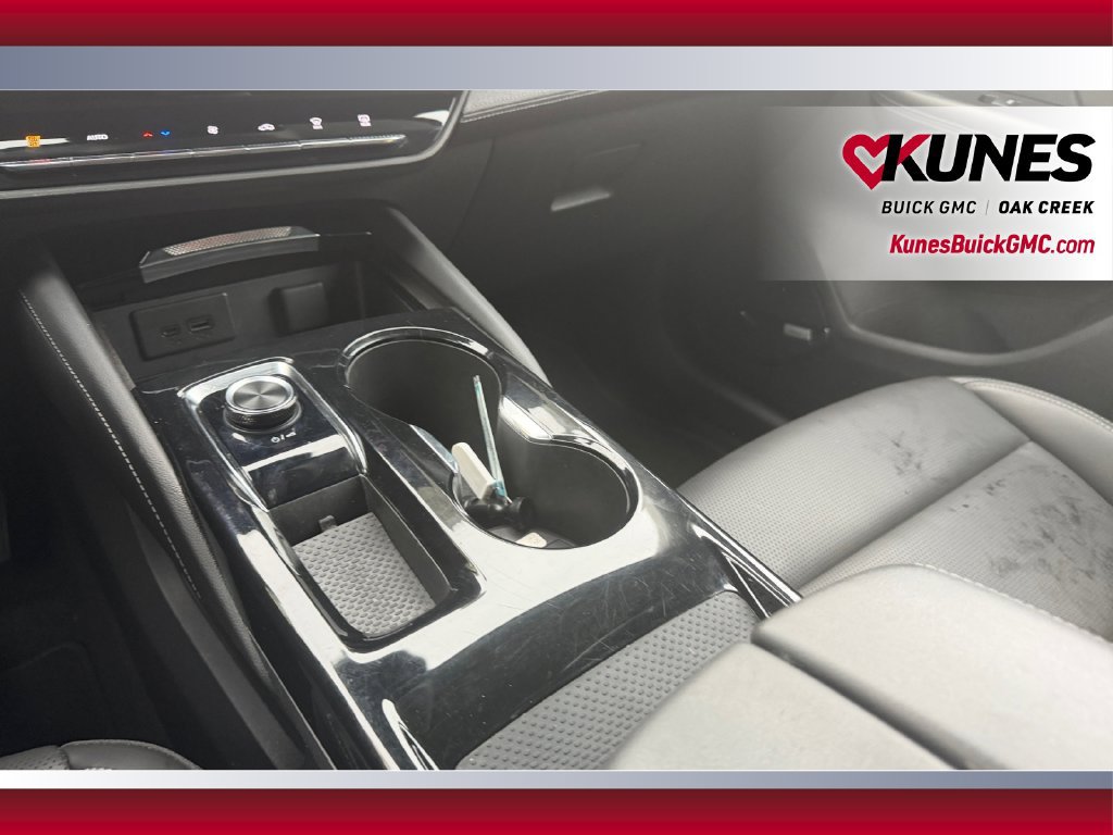 Used 2024 Buick Envision Preferred AWD/4WD image 30