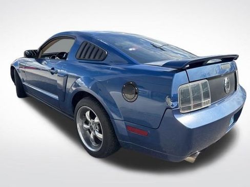 Used 2008 Ford Mustang GT Premium RWD image 2