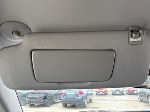 Used 2024 Chevrolet Equinox LT image 24