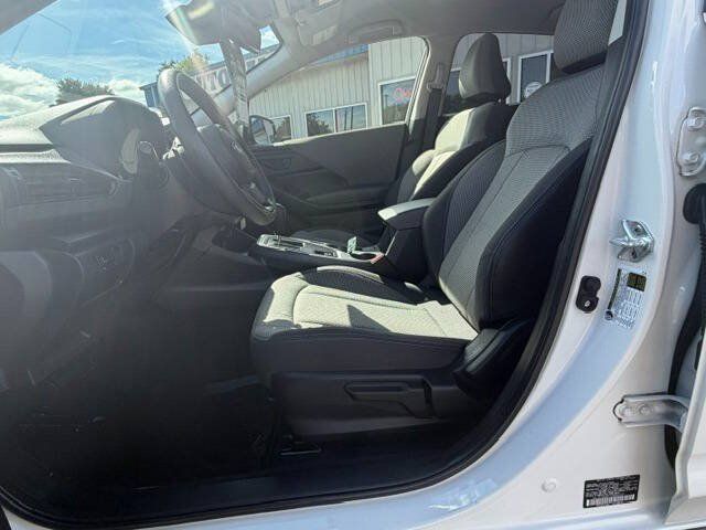 Used 2024 Subaru Crosstrek 2.0i Premium AWD/4WD image 9