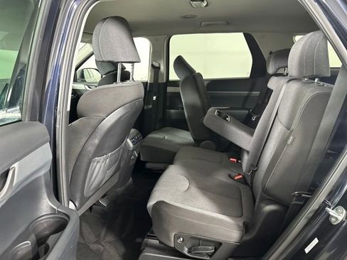Used 2023 Hyundai Palisade SE image 26