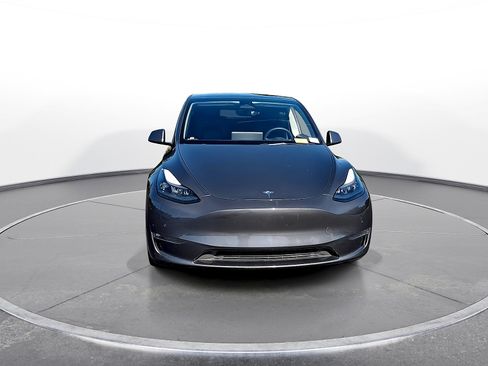 Used 2022 Tesla Model Y Performance AWD/4WD image 3