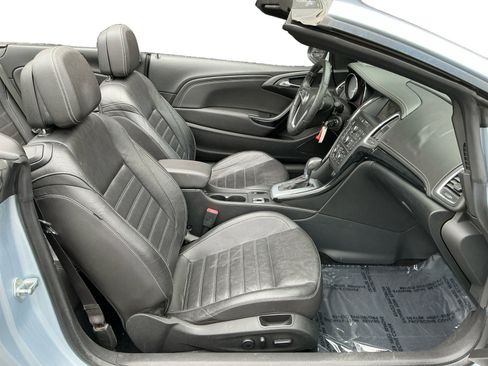 Used 2016 Buick Cascada Premium image 15