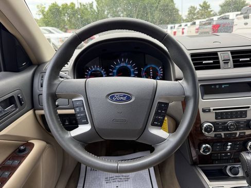 Used 2010 Ford Fusion SEL FWD image 22