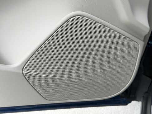 Used 2019 Cadillac XT4 Premium Luxury w/ Driver Assist Package image 19