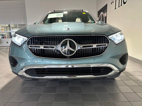 New 2026 Mercedes-Benz GLC 300 4MATIC image 2