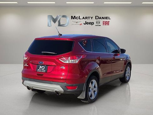 Used 2015 Ford Escape SE image 5