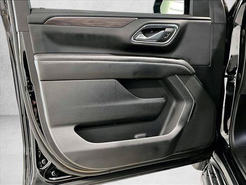 Used 2022 Chevrolet Tahoe LS RWD image 18