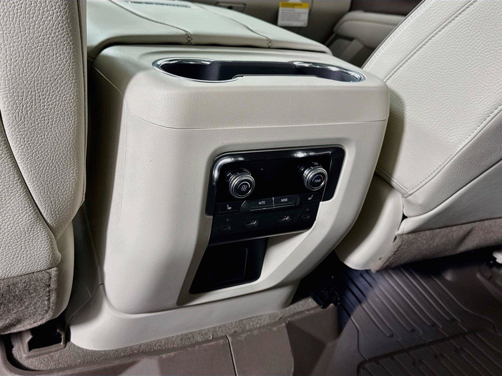 New 2027 GMC Yukon Denali w/ Denali Reserve Package AWD/4WD image 21