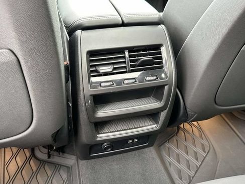 Certified 2024 BMW X5 xDrive40i w/ M Sport Package AWD/4WD image 21
