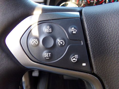 Used 2016 Chevrolet Suburban LT image 61