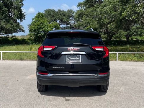 Used 2022 GMC Terrain SLT FWD image 6