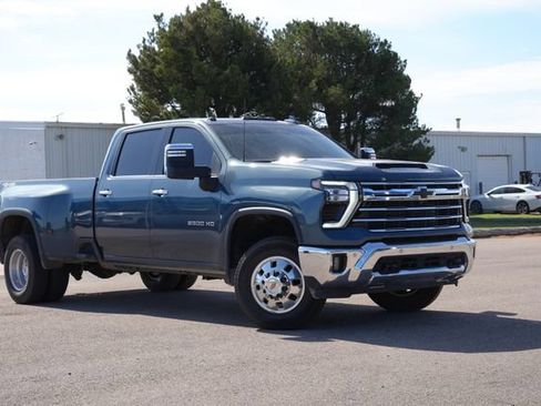 Used 2025 Chevrolet Silverado 3500 LTZ w/ LTZ Convenience Package AWD/4WD image 1