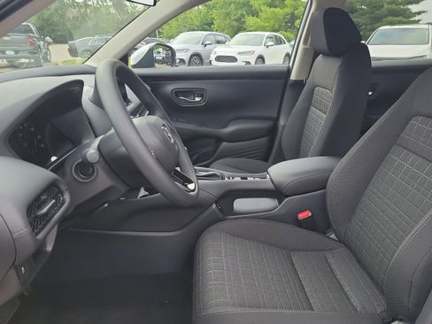 New 2026 Honda HR-V LX image 4