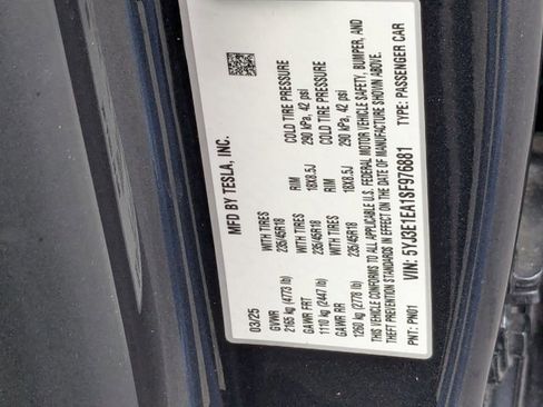 Used 2025 Tesla Model 3 Long Range image 25