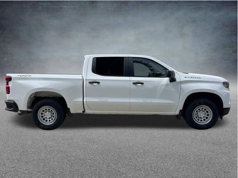 Used 2023 Chevrolet Silverado 1500 W/T w/ Trailering Package AWD/4WD image 9