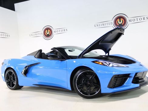 Used 2023 Chevrolet Corvette Stingray Preferred Conv w/ Battery Protection Package RWD image 33