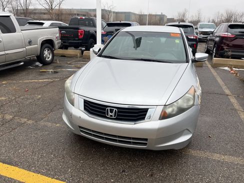 Used 2010 Honda Accord LX image 4