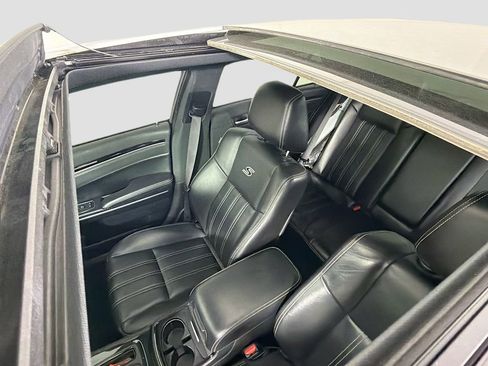 Used 2020 Chrysler 300 S RWD image 15