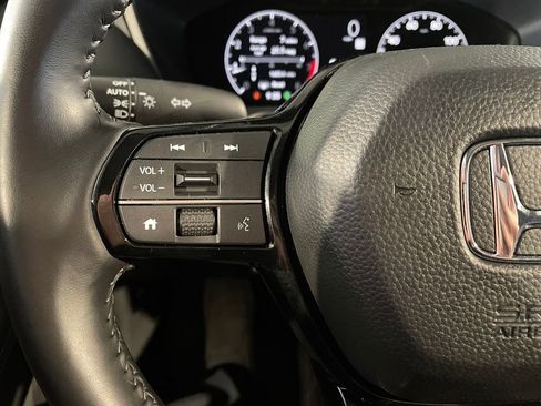 Used 2025 Honda HR-V EX-L image 17