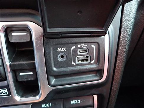 Used 2023 Jeep Wrangler Unlimited Rubicon 4xe AWD/4WD image 19