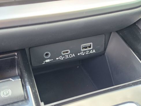 Used 2025 Subaru Outback Premium w/ Popular Package #1A AWD/4WD image 26