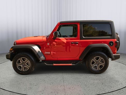 Used 2021 Jeep Wrangler Sport AWD/4WD image 18