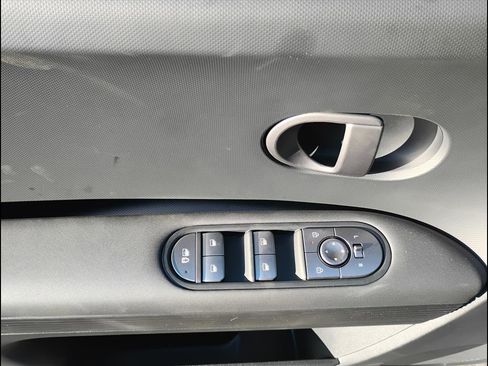 New 2026 Hyundai Ioniq 5 SE image 22