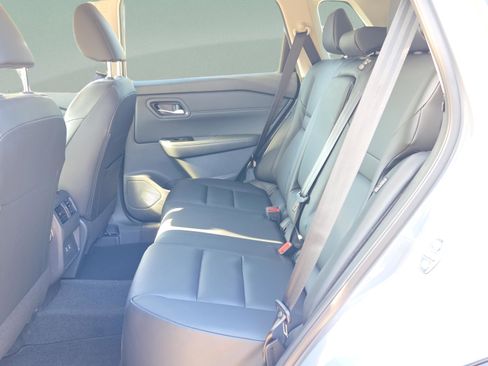 New 2026 Nissan Rogue SV FWD image 10
