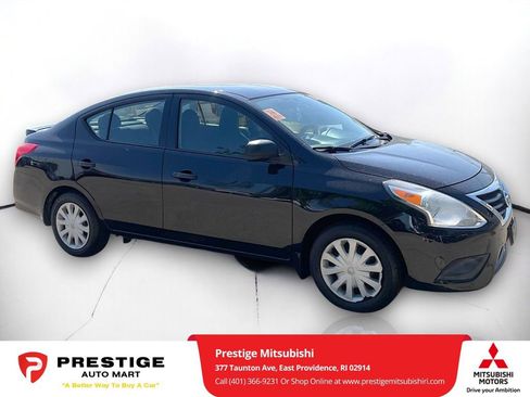 Used 2015 Nissan Versa S Plus FWD image 1
