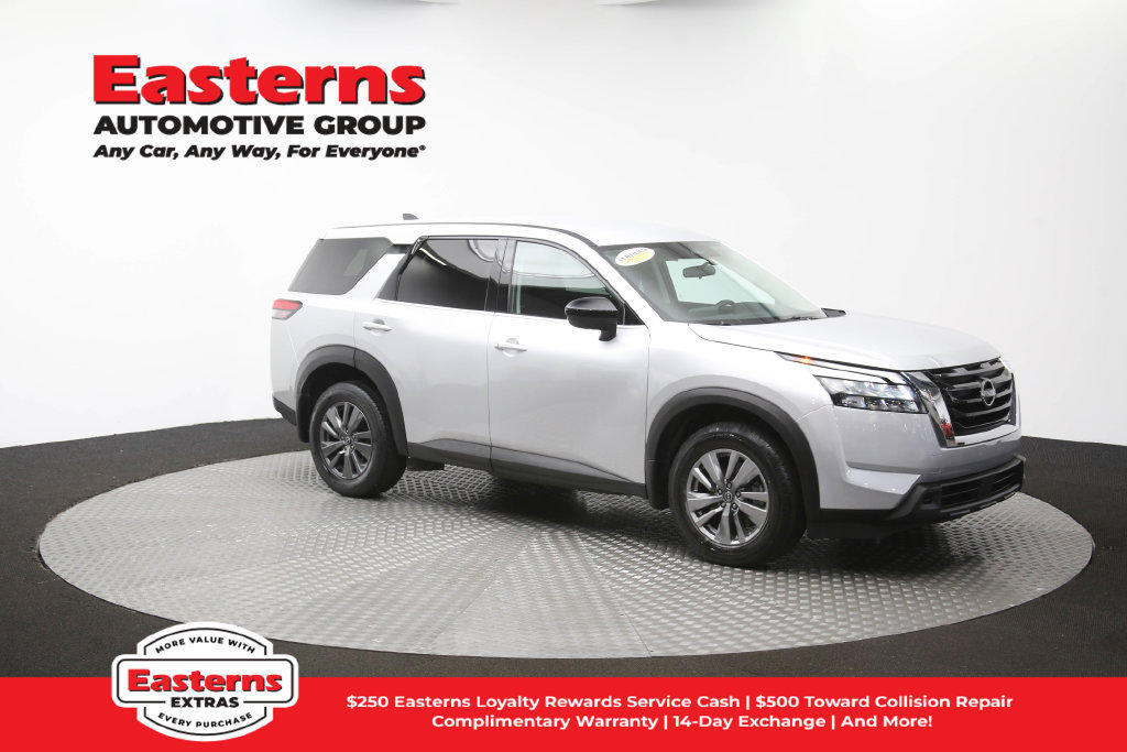 Used 2023 Nissan Pathfinder S AWD/4WD image 48