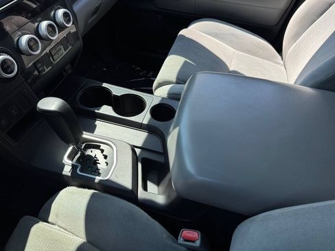 Used 2019 Toyota Sequoia SR5 AWD/4WD image 26