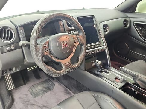 Used 2016 Nissan GT-R Premium AWD/4WD image 31