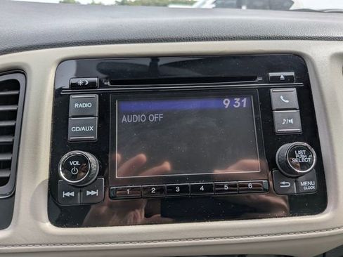 Used 2016 Honda HR-V LX image 14