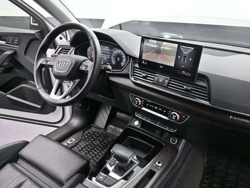 Used 2024 Audi Q5 2.0T Premium Plus AWD/4WD image 29