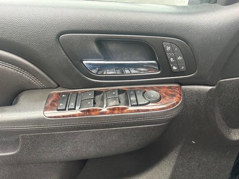 Used 2014 GMC Yukon XL Denali AWD/4WD image 21