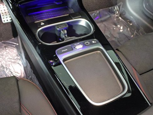 Certified 2025 Mercedes-Benz CLA 250 4MATIC image 22