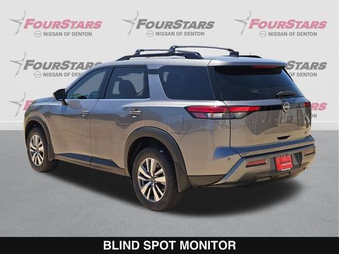 New 2026 Nissan Pathfinder SL FWD image 7