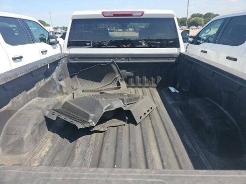 Used 2024 Chevrolet Silverado 2500 LT AWD/4WD image 15