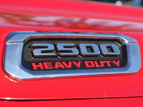 Used 2022 RAM 2500 Tradesman w/ Chrome Appearance Group image 37