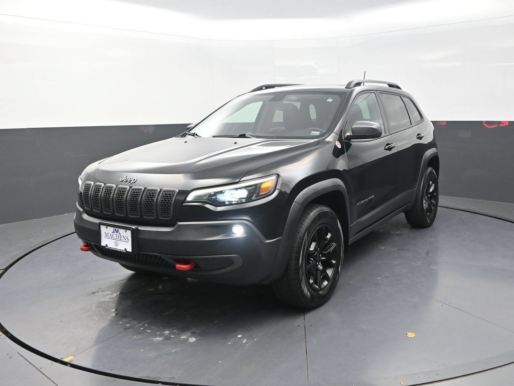 Used 2019 Jeep Cherokee Trailhawk AWD/4WD image 4