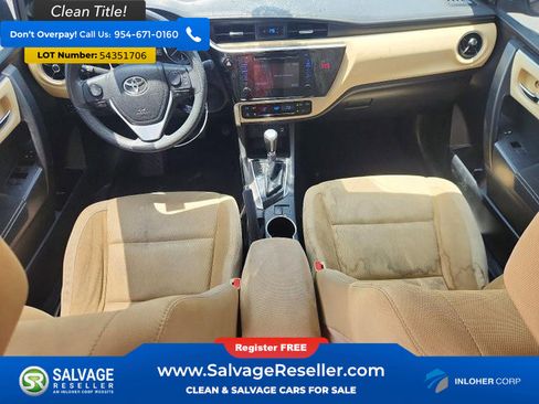 Used 2018 Toyota Corolla LE FWD image 11