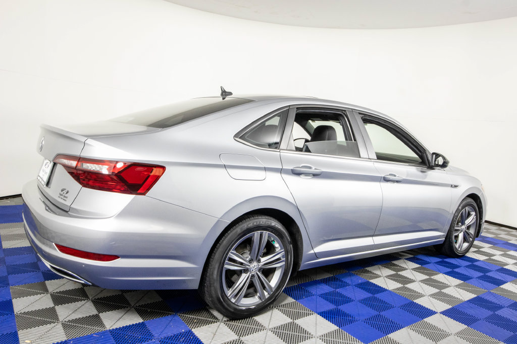 Used 2020 Volkswagen Jetta R-Line FWD image 6