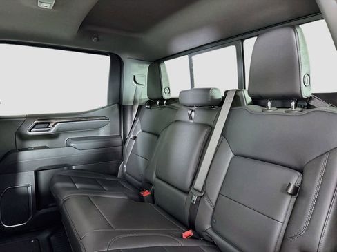 Certified 2025 Chevrolet Silverado 1500 LTZ w/ LTZ Premium Package AWD/4WD image 30