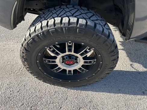 Used 2015 Toyota Tacoma PreRunner w/ SR5 Package image 18