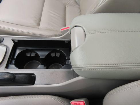 Used 2011 Honda Accord EX-L image 29