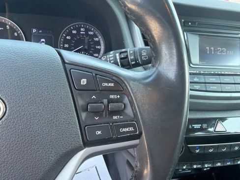 Used 2017 Hyundai Tucson Sport FWD image 28